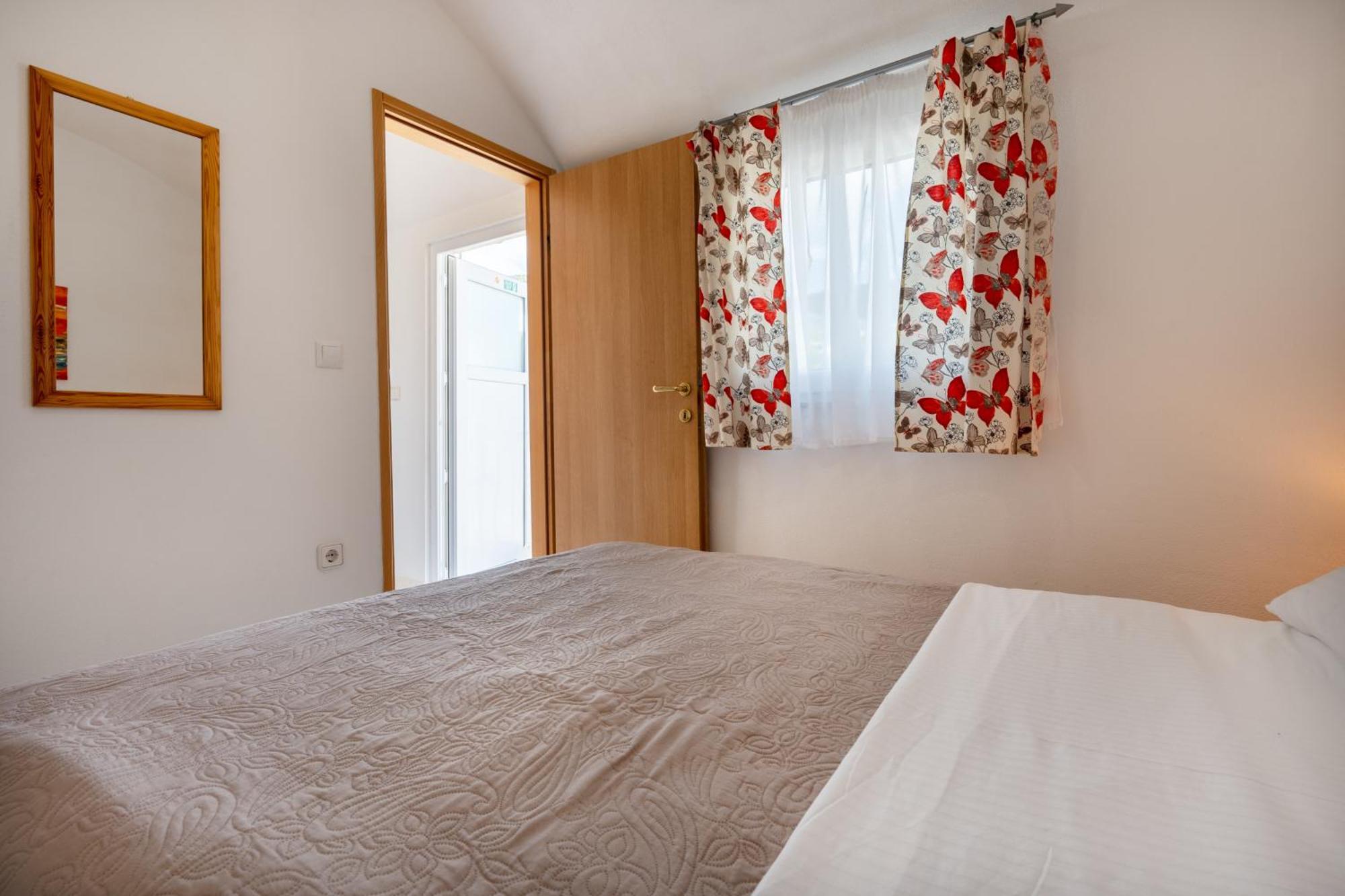 Apartmani Livaja Plano Esterno foto