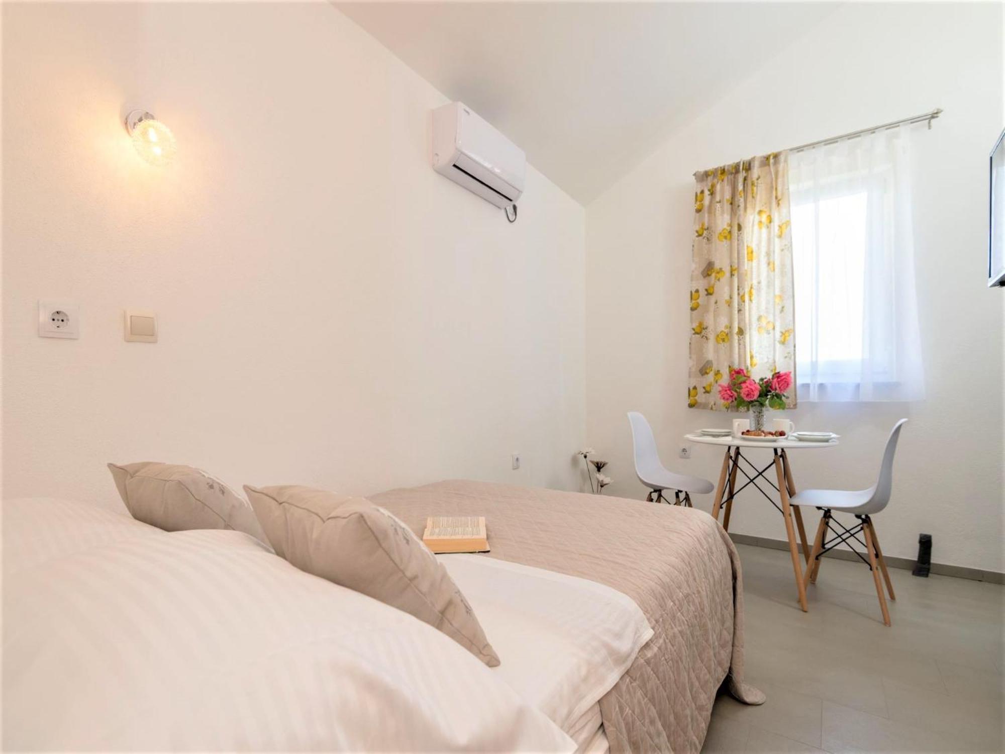 Apartmani Livaja Plano Camera foto