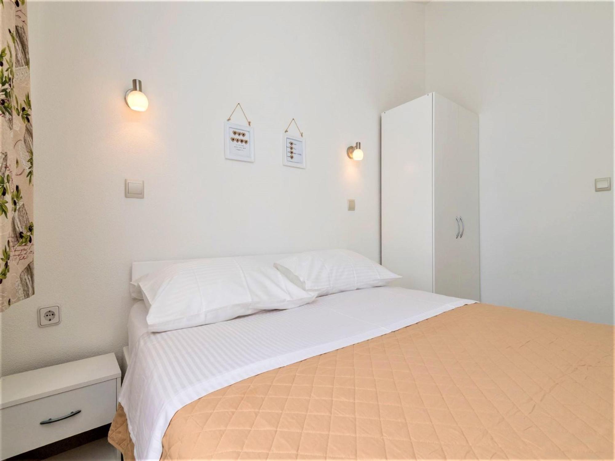 Apartmani Livaja Plano Camera foto